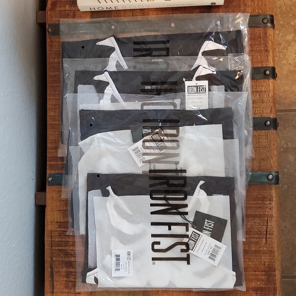 ☠ Iron Fist Bone In Crop Tank ☠ - Picture 15 of 16